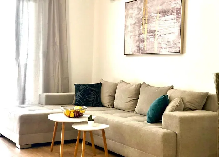 Apartment Flora